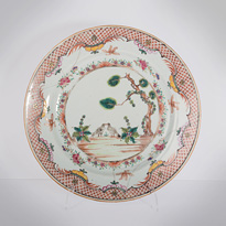 Famille rose export porcelain Valentine pattern plate - China, Qianlong period, circa 1760